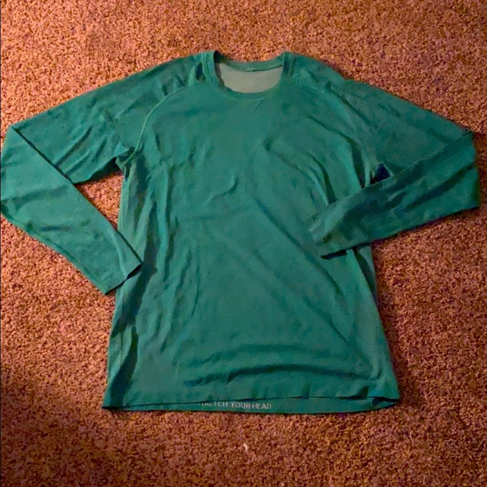 Lululemon Men’s L green long sleeve shirt